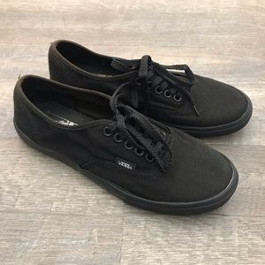 VANS Authentic Low Pro (Black/Black) Women’s 7.5